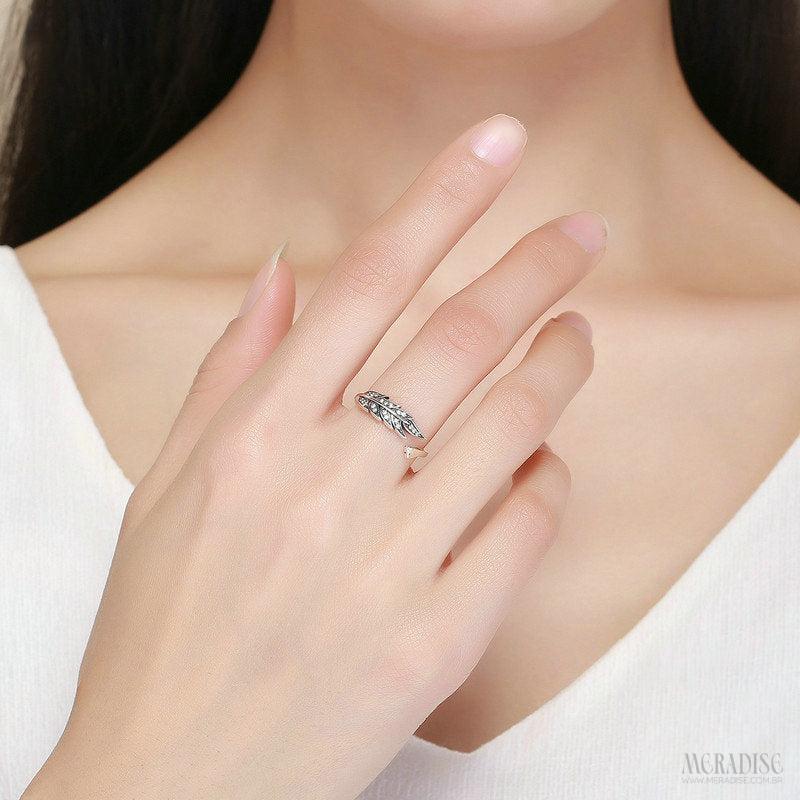 Anel Feminino Pena Ajustável, Prata 925 - Meradise 2