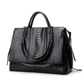 Bolsa Feminina It's Croco, Preta - MERADISE 